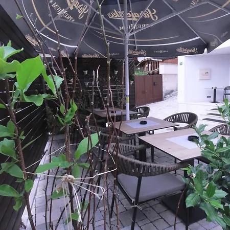 Boss Hotel 4*