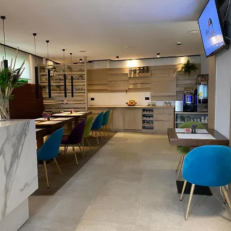 Boss Hotel