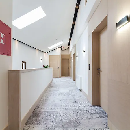 Boss Hotel 4*