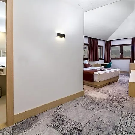 Hotel Boss